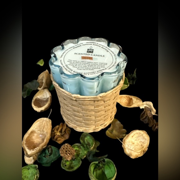 BAJA CACTUS BLOOM, SCENT UNLEASHED LLC LUXURY HAND POURED SCENTED CANDLES - Picture 2 of 5